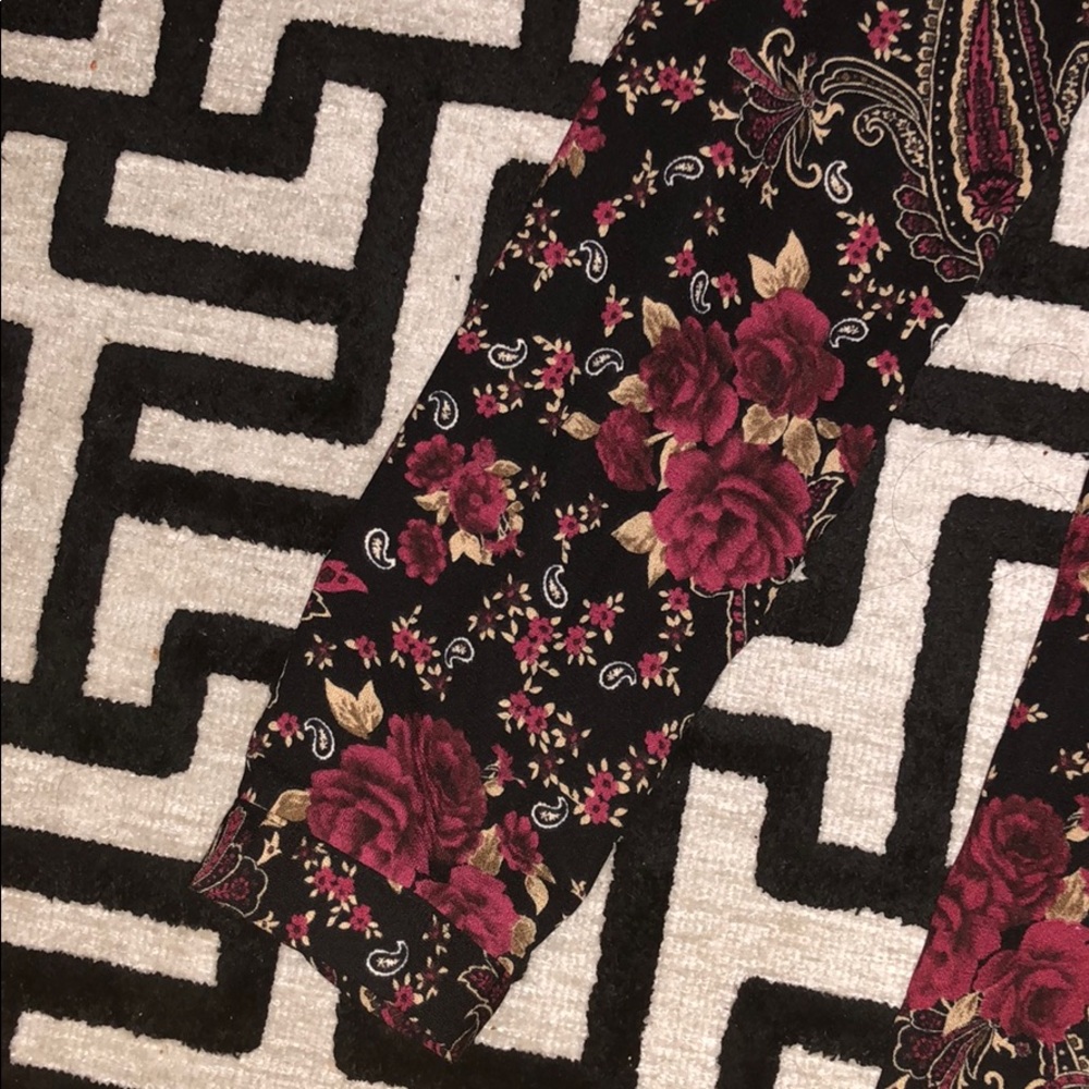 Rose Printed Dress - Picture 5 of 5